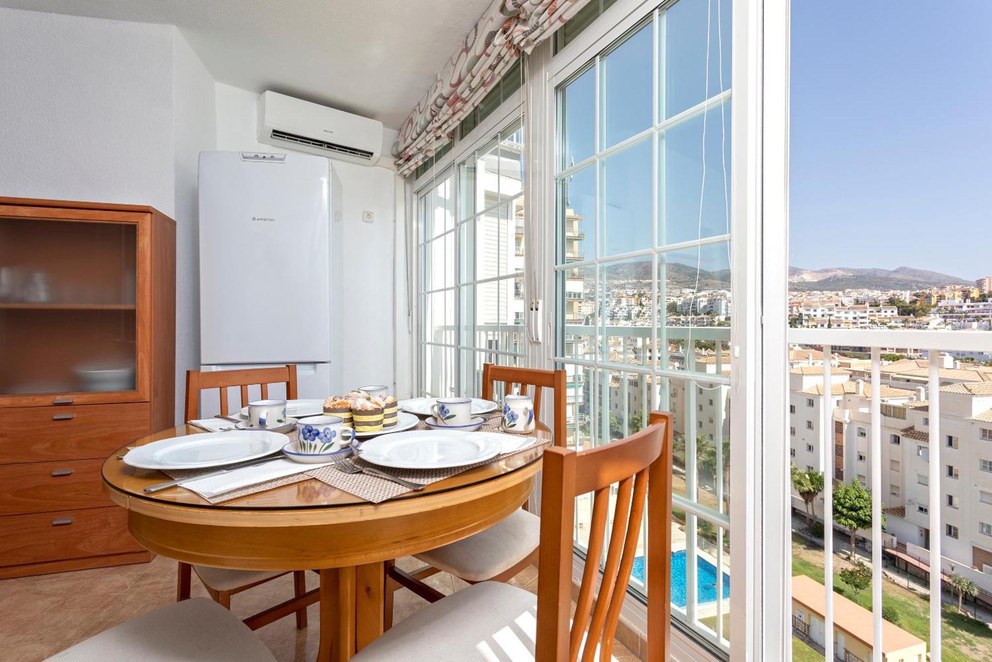 Apartamento Con Vistas Al Mar En Benalmadena Bagian luar foto